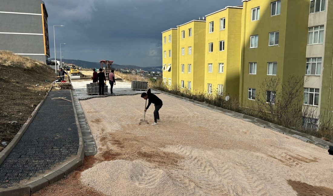 Bandırma’da yol yapım çalışmaları hızlandırıldı Bandırma Belediyesi tarafından ulaşım altyapısının güçlendirilmesi amacıyla ilçe genelinde yol