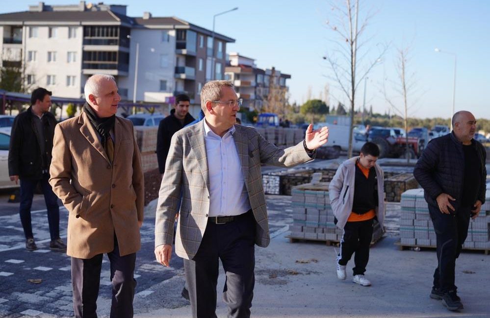 Altınova Kapalı Pazaryeri’ne son dokunuşlar Altınova Kapalı Pazaryeri’nin açılışına kısa bir süre kala denetimlerini ve