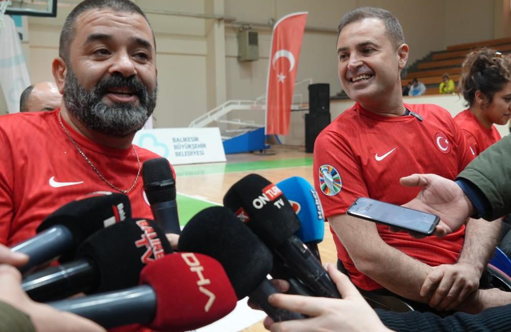 Balıkesir’de 3 Aralık Dünya Engelliler Günü dolayısı ile ekranın tanınmış