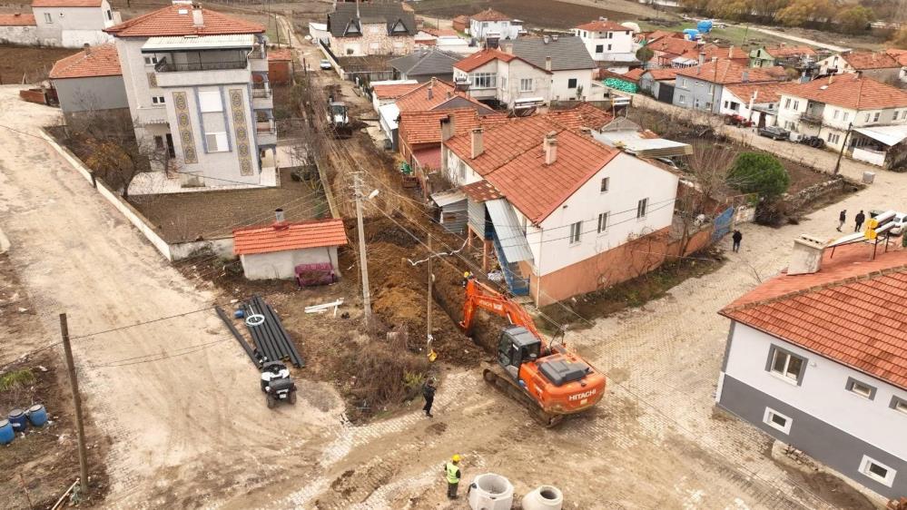Balıkesir’in yıllardır ihmal edilen altyapı sorunları bir bir çözülmeye başladı.