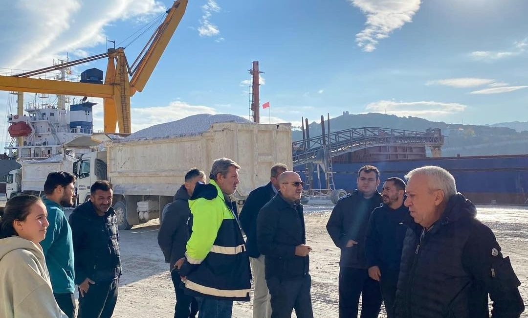 Başkan Dinçer, Saraylar Limanı’nı ziyaret etti Marmara Adalar Belediye Başkanı Aydın Dinçer, Saraylar Uluslararası Gümrüklü Limanı’nda