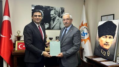 Erdek Belediye Başkanı Burhan Karışık, İBB Marmara Bölgesi Yerel Yönetimler