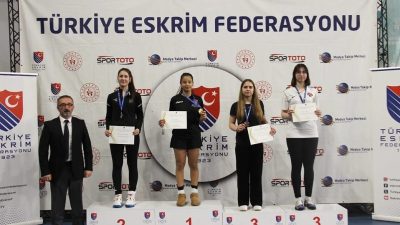 Gençler Flöre Türkiye Şampiyonası’nda Balıkesir Büyükşehir Belediyespor sporcuları Elvin Gülışık