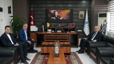 Bandırma Onyedi Eylül Üniversitesi Rektörü Prof. Dr. İsmail Boz ve