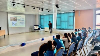 Gönen’de gerçekleştirilen konferansta gıda hijyeni, sağlıklı beslenme ve gıda seçiminde