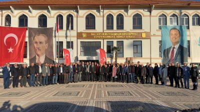 Kent yönetiminde muhtarlarla yakın temas halinde olan Balıkesir Büyükşehir Belediyesi’nin