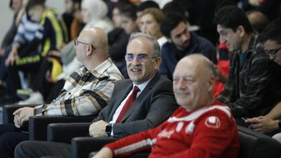 Bandırma Onyedi Eylül Üniversitesi’nde gerçekleştirilen turnuvada öğrenciler kıyasıya mücadele etti.