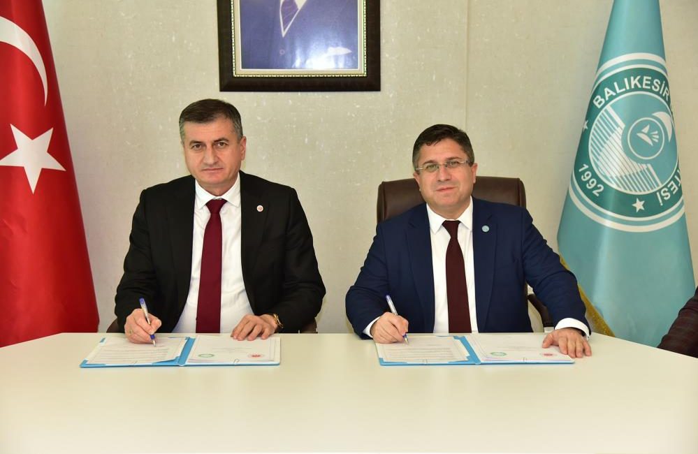 Balıkesir Cumhuriyet Başsavcılığı ve Balıkesir Üniversitesi’nden iş birliği protokolü Balıkesir Cumhuriyet Başsavcılığı ile Balıkesir Üniversitesi arasında, “Denetimli Serbestlik Hizmetleri