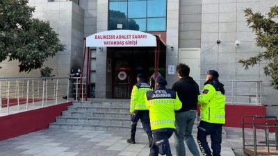 Karesi ‘de FETÖ/PDY silahlı terör örgütüne üye olmak suçundan aranan