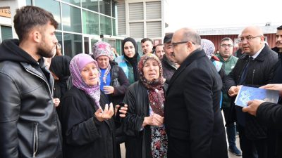 Balıkesir Valisi İsmail Ustaoğlu, kazanın ardından olay yerine giderek süreci