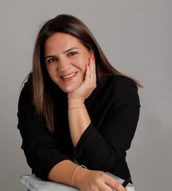 Nazlı Canan Zivane