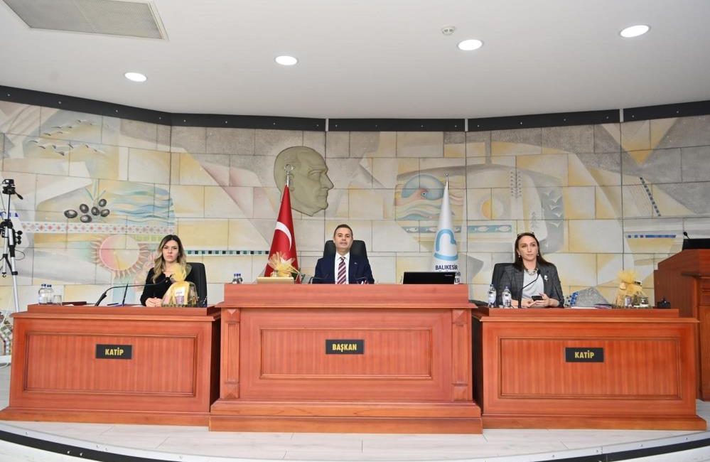 Balıkesir’de 26 bin 591 kişiye ücretsiz su desteği Balıkesir Büyükşehir Belediyesi, mecliste aldığı kararla birlikte bir yıl boyunca