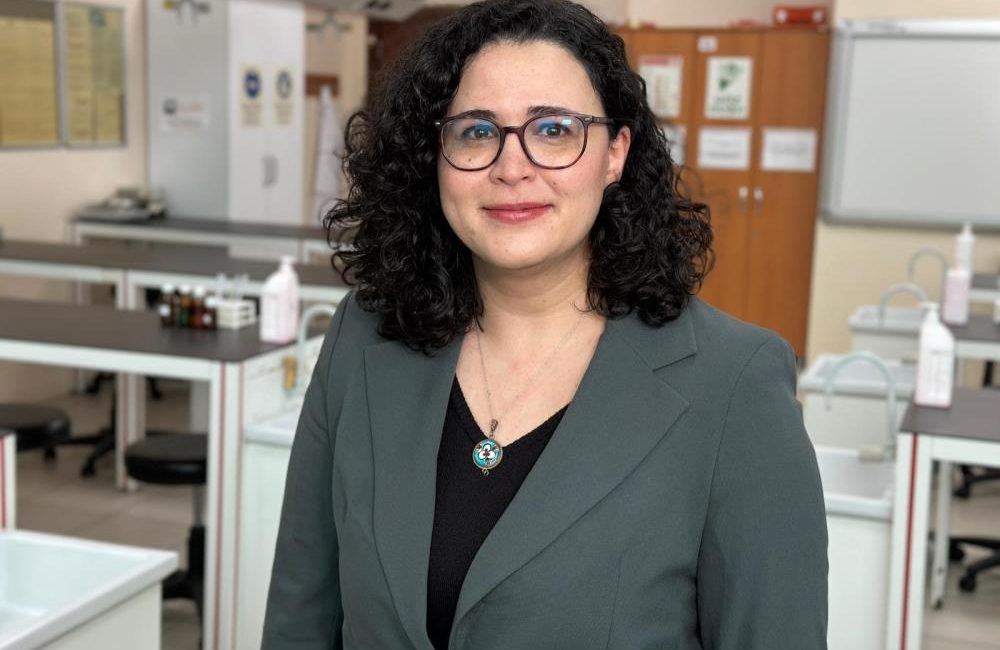 Lavabo açıcılarda patlama riski: Uzmanından ‘etiket’ uyarısı Lavabo açıcı kullanırken meydana gelen kimyasal reaksiyonlar, çok ciddi yanıklara