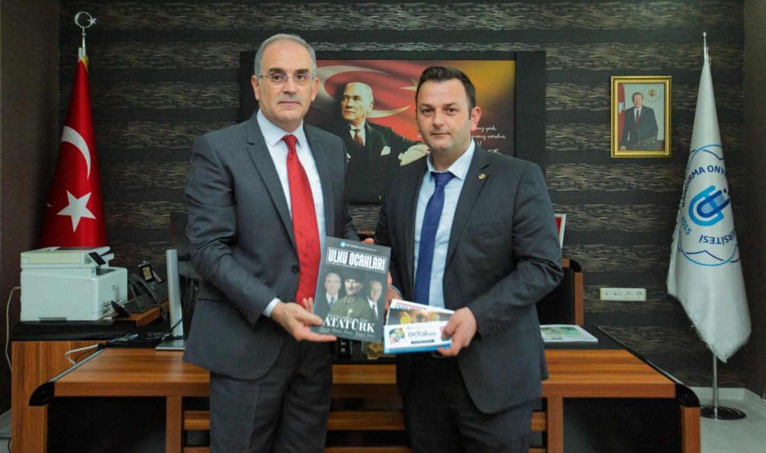 Bandırma Ülkü Ocakları’ndan BANÜ ziyareti Bandırma Ülkü Ocakları Başkanı Rıdvan Öz ve yönetim kurulu üyeleri,