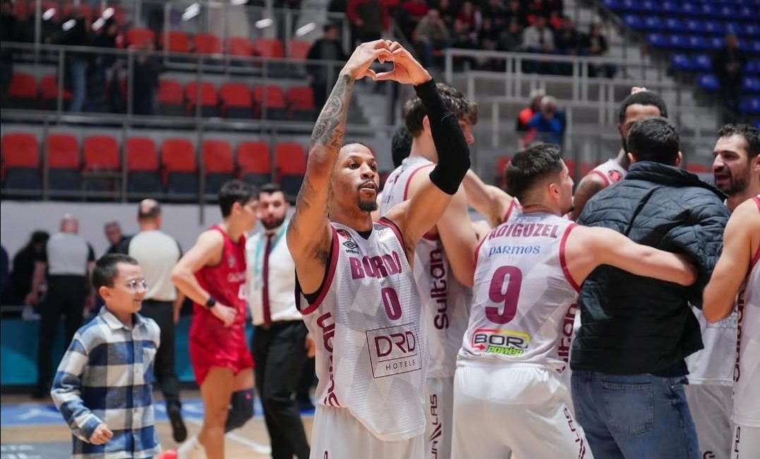 Bordo BK, Gaziantep Basketbol’u kıran kırana mücadelede 85-80 yendi Türkiye Basketbol 1. Ligi’nin 17’nci haftasında Bandırma Bordo Basketbol, evinde