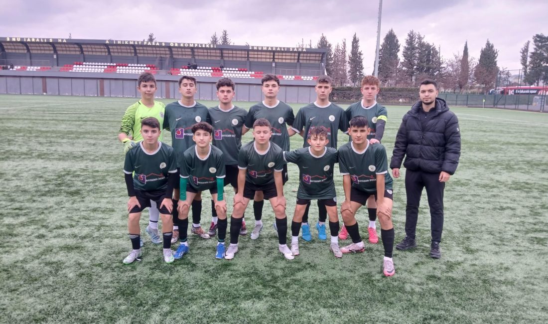 Kepsut Belediyespor ile Bandırma Etimaden Etispor sahada kıran kırana mücadele Kepsut Belediyespor ile karşı karşıya gelen Bandırma Etimaden Etispor takımı