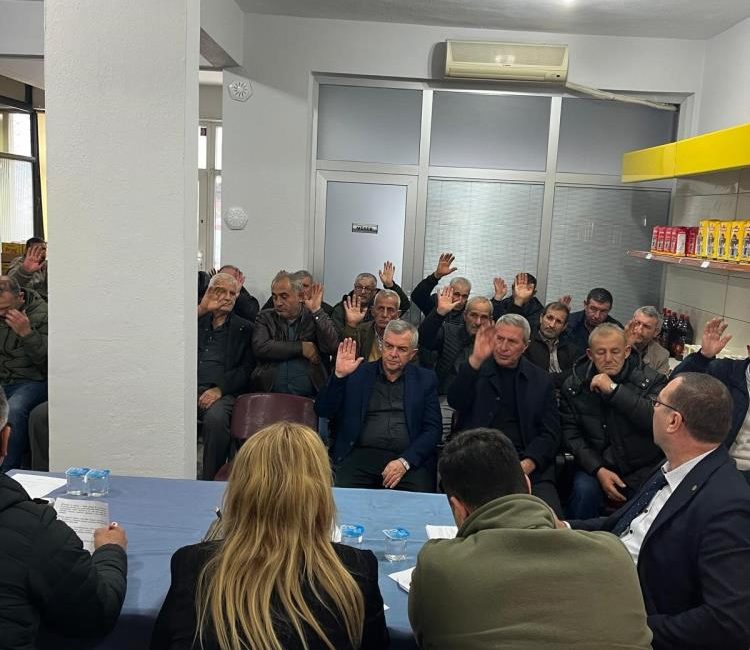 Manyas Yağlı Tohumlar Kooperatifi mali genel kurulu ortakların katılımı ile