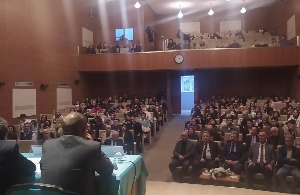 Balıkesir’de 13 yıl görev yapan eğitimci, fikir adamı, yazar ve