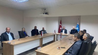 Karesi AK Parti İlçe Başkanı Hakan Aka ve yönetim kurulu