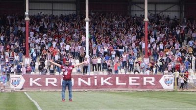 Özgün Eren, Bandırmaspor Taraftarlar Derneği seçimlerinde aday olduğunu açıkladı. Bandırmaspor