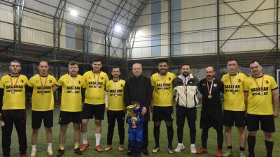 Alaçam Orman takımıyla halı sahada kıran kırana mücadele veren Dursunbey