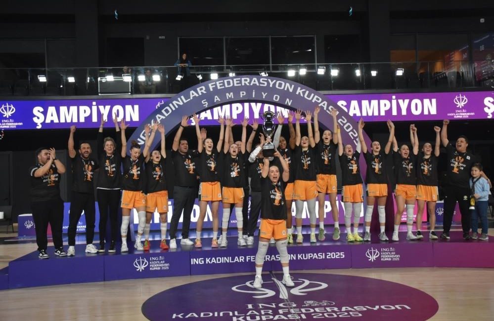 Ferhatoğlu Edremit Belediyesi Gürespor, ING Kadınlar Federasyon Kupası şampiyonu oldu Ferhatoğlu Edremit Belediyesi Gürespor, ING Kadınlar Federasyon Kupası’nı kazandı. Türkiye