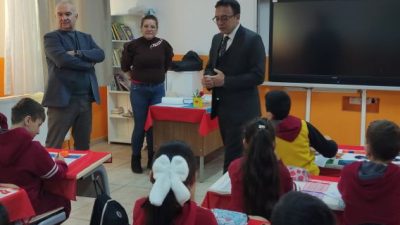 Bandırma Şehit Öğretmen Mustafa Boz İlkokulu’nu ziyaret eden İlçe Milli