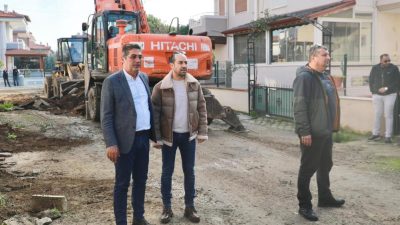 Burhaniye Belediyesi Fen İşleri Müdürlüğü ekipleri, ilçe genelinde kapsamlı yol