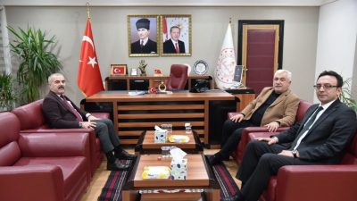 Bandırma İlçe Milli Eğitim Müdürü Mutlu Aslan beraberinde Diyarbakır Eski
