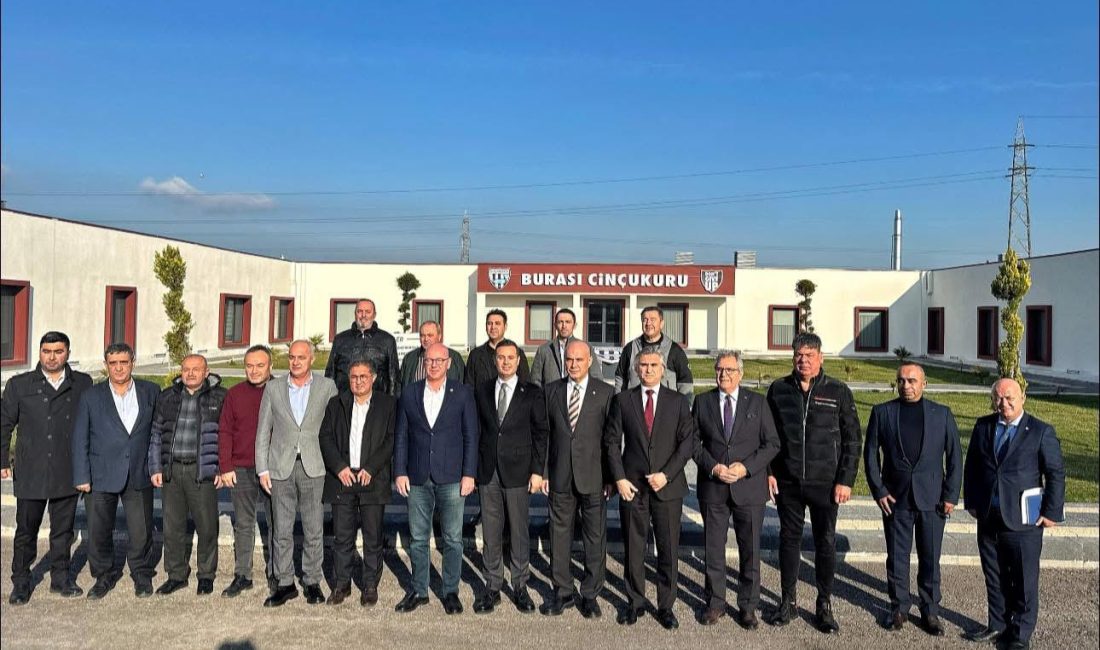 Bandırma protokolü, Onur Göçmez Tesisleri’nde bir araya gelerek Bandırmaspor’a kazandırılacak