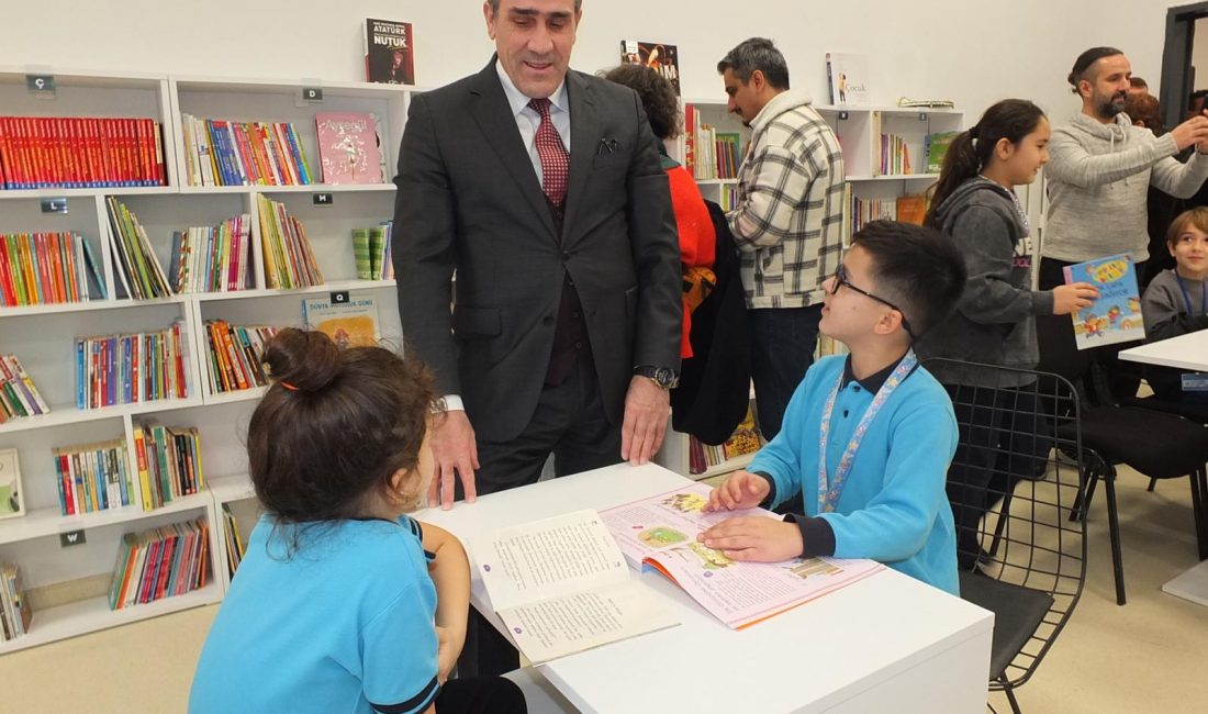Burhaniye’de Adnan Dovan Kütüphanesi törenle açıldı Mehmet Akif Ersoy İlkokulu bünyesinde Darüşşafaka Lisesi mezunlarının Adnan Dovan