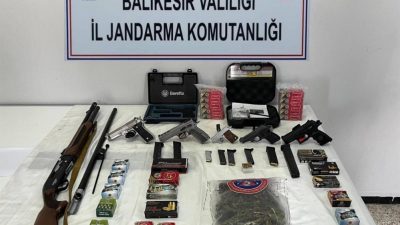 Balıkesir’in Edremit ve Havran ilçelerinde yasa dışı silah ve mühimmat