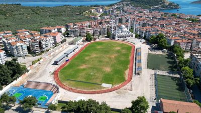 Balıkesir İl Gençlik ve Spor Müdürü Adem Özalp, Erdek’teki spor