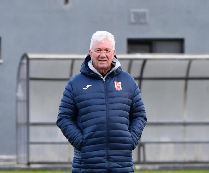 Balıkesirspor Teknik Direktörü İsmail Ertekin: “Uşakspor maçını kazanacağız” Balıkesirspor Teknik Direktörü İsmail Ertekin, ligde her maçı kazanmak için