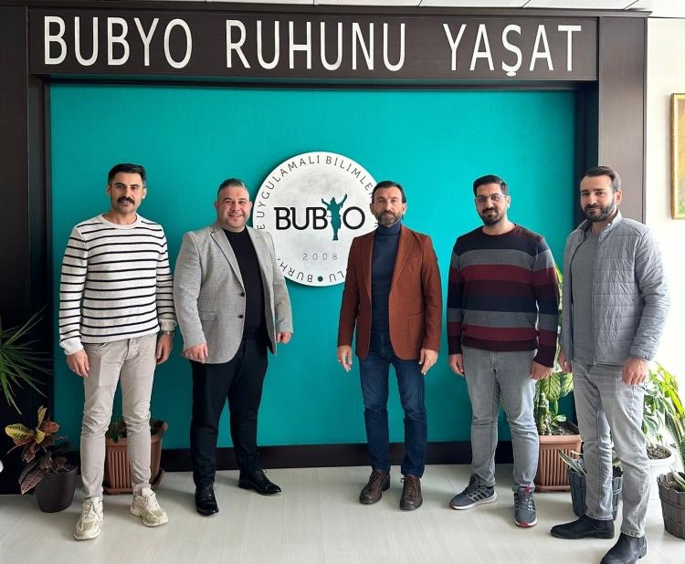 Mezun oldukları okulda göreve başladılar Burhaniye Uygulamalı Bilimler Fakültesi’nden mezun olan ve kendi okullarında göreve