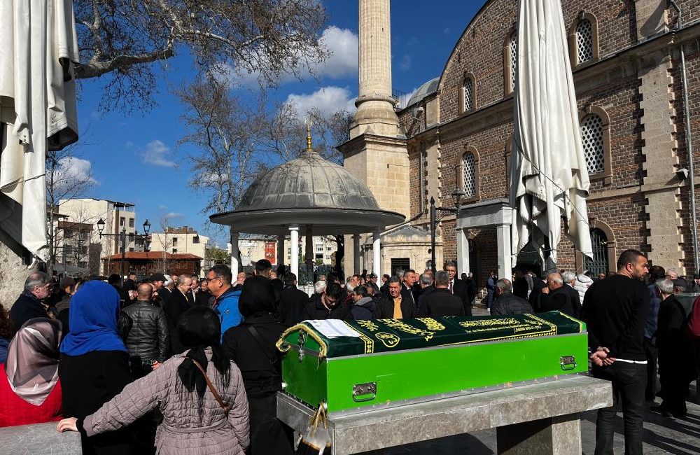 Balıkesir Terziler Konfeksiyoncular Esnaf ve Sanatkarları Odası’nın 45 yıllık Başkanı