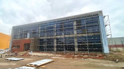 Gençlik ve Spor Bakanlığı tarafından başlatılan Bandırma Yarı Olimpik Yüzme