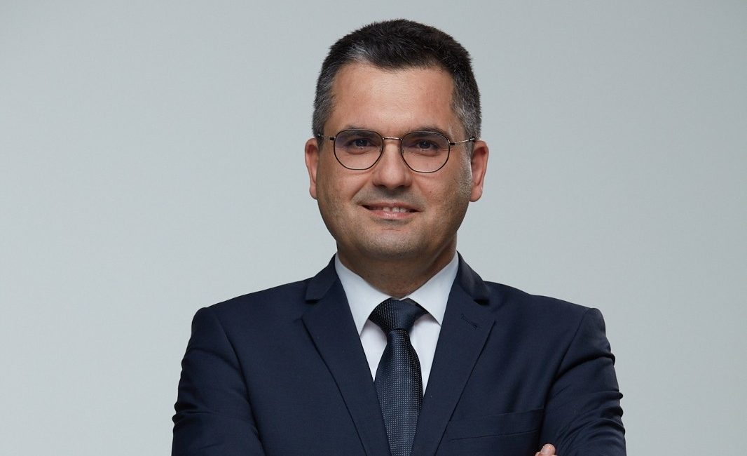 Balıkesir Milletvekili Dalgın DEVA Partisi’nden istifa etti DEVA Partisi Balıkesir Milletvekili Burak Dalgın, “DEVA Partisi bir çatı