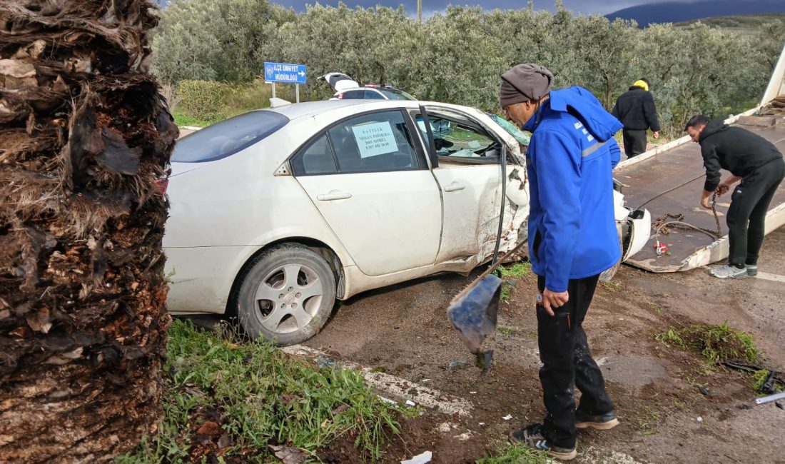 Yola dökülen mazot kazaya neden oldu Erdek’te yola dökülen mazot nedeniyle kayganlaşan yolda kontrolden çıkan otomobil