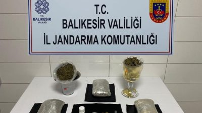 Balıkesir İl Jandarma Komutanlığı ekipleri, Edremit ilçesinde uyuşturucu madde imal