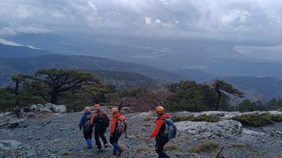Kazdağları bölgesinde kaybolan bir kişi, kurtarma ekiplerinin çalışmaları sonucu sağ