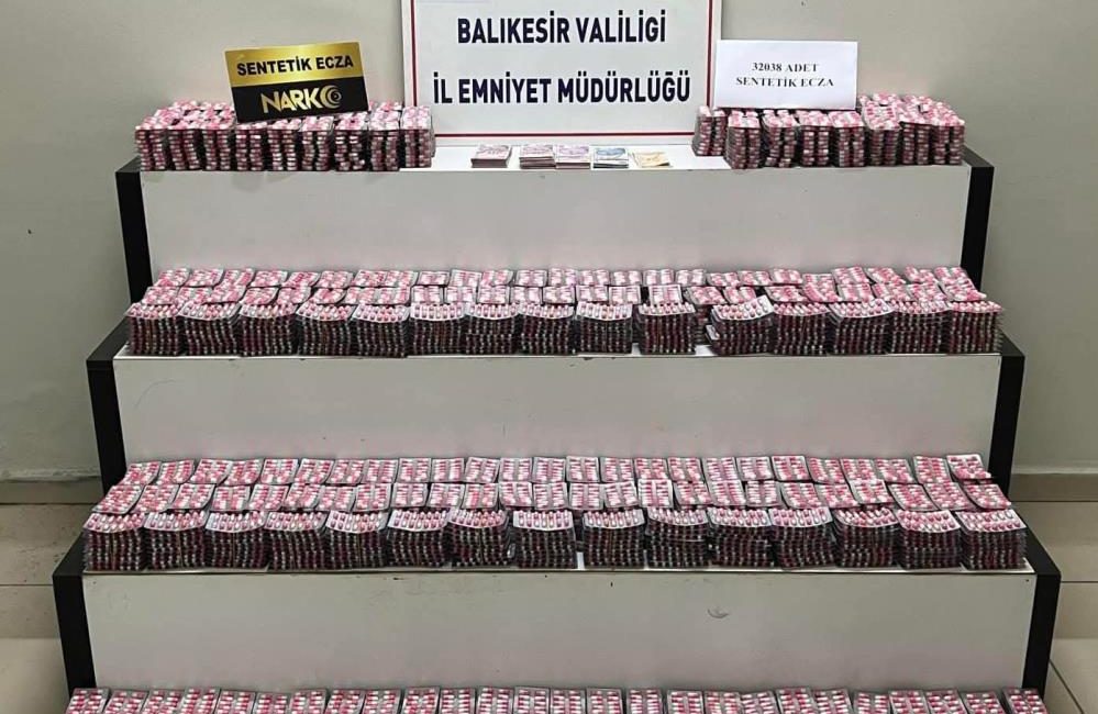 32 bin sentetik hap ele geçirildi Balıkesir İl Emniyet Müdürlüğü Edremit Narkotik Suçlarla Mücadele Şube Müdürlüğü