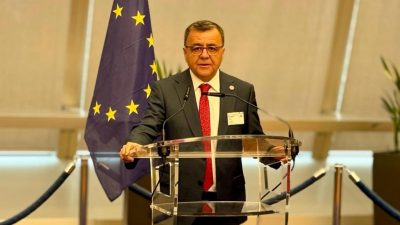  Avrupa’nın önde gelen yerel yönetimlerinden biri olarak, Avrupa Yerel Demokrasi