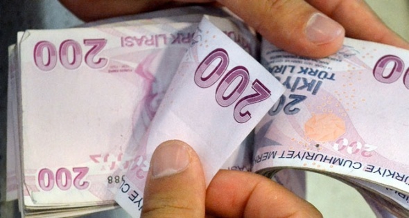 Çalışma ve Sosyal Güvenlik Bakanı Işıkhan: “İhtiyaç olduğu sürece (kadın çalışanlara) bu desteklerimiz devam edecek” Çalışma ve Sosyal Güvenlik Bakanı Vedat Işıkhan, “Eğitimli bakıcıların sigortalı