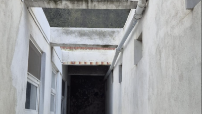 Susurluk ‘ta bir apartmanın çatısında çalışma yapan 58 yaşındaki Mithat