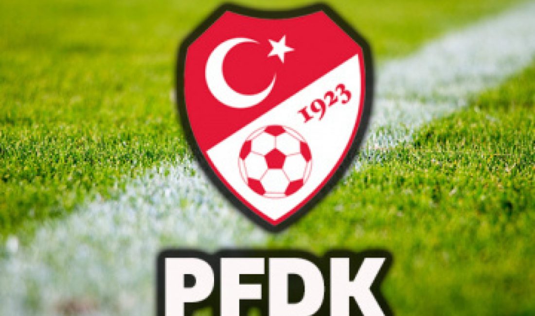 Profesyonel Futbol Disiplin Kurulu (PFDK), Beşiktaş’a 693 bin TL, Galatasaray’a