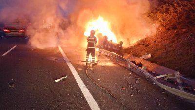 İzmir-İstanbul otobanının Savaştepe civarında meydana gelen tek taraflı trafik kazasında