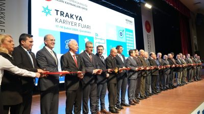 Bandırma Onyedi Eylül Üniversitesi’nin de yer aldığı Trakya Kariyer Fuarı’na