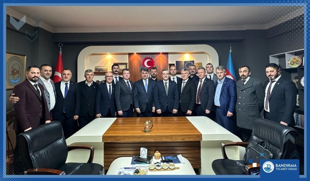 Bandırma Ticaret Odası, Azerbaycan’da yatırım fırsatlarını değerlendirdi Bandırma Ticaret Odası Yönetim Kurulu Başkanı Bahadır Çolak, Azerbaycan’da Bandırma