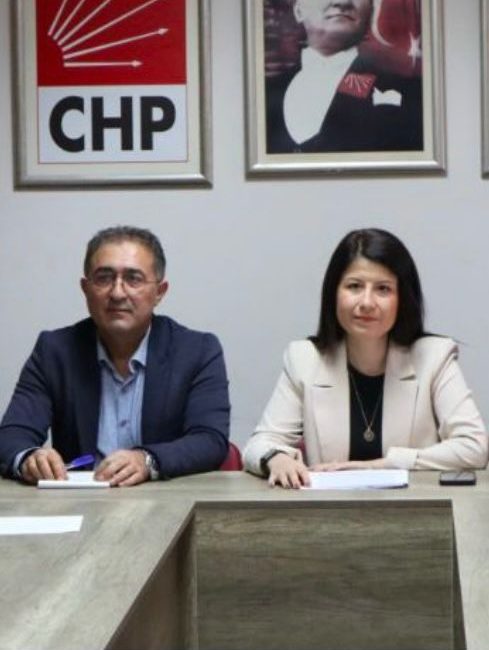CHP’den eğitim eleştirisi: Çocuklarımız aç kalıyor CHP Bandırma İlçe Teşkilatı Eğitim Sekreteri Av. Büşra Sevgili, eğitimdeki